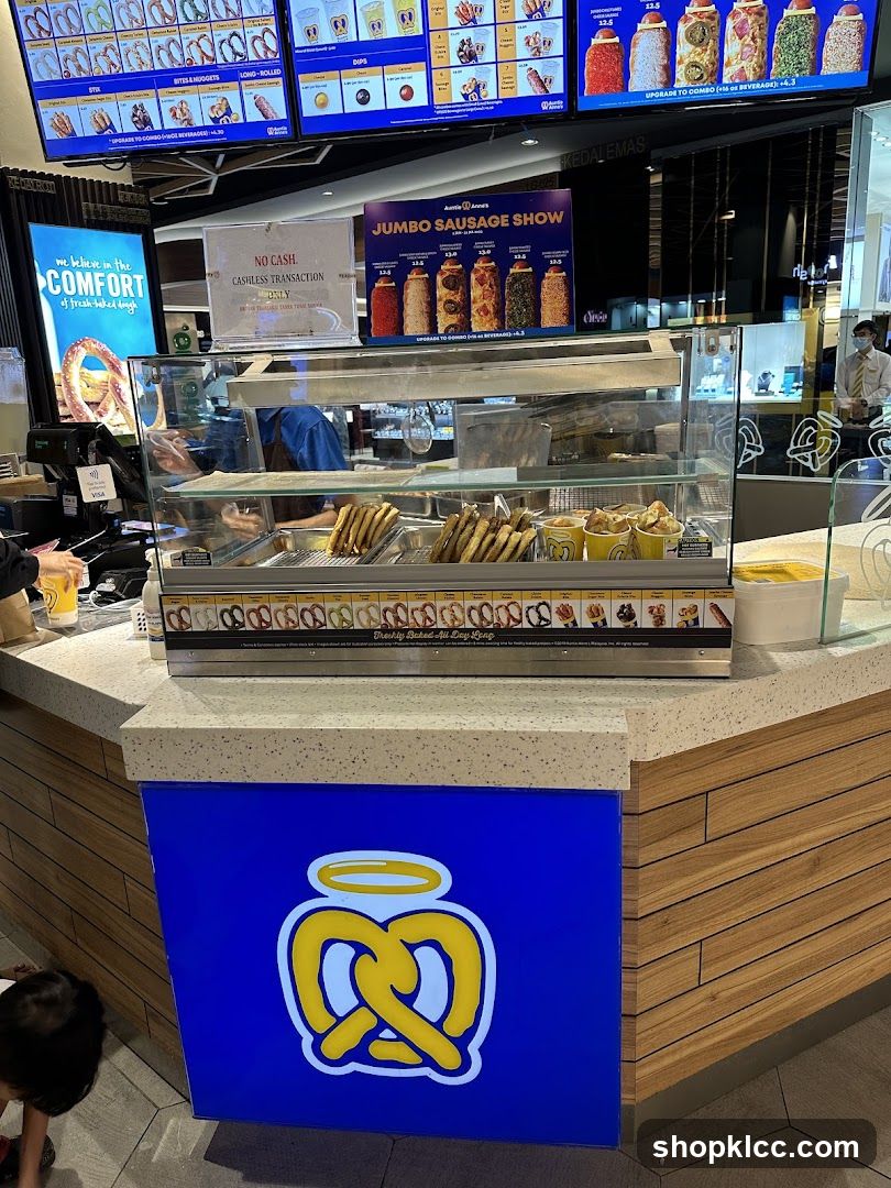 Auntie Anne's Pretzel Stand