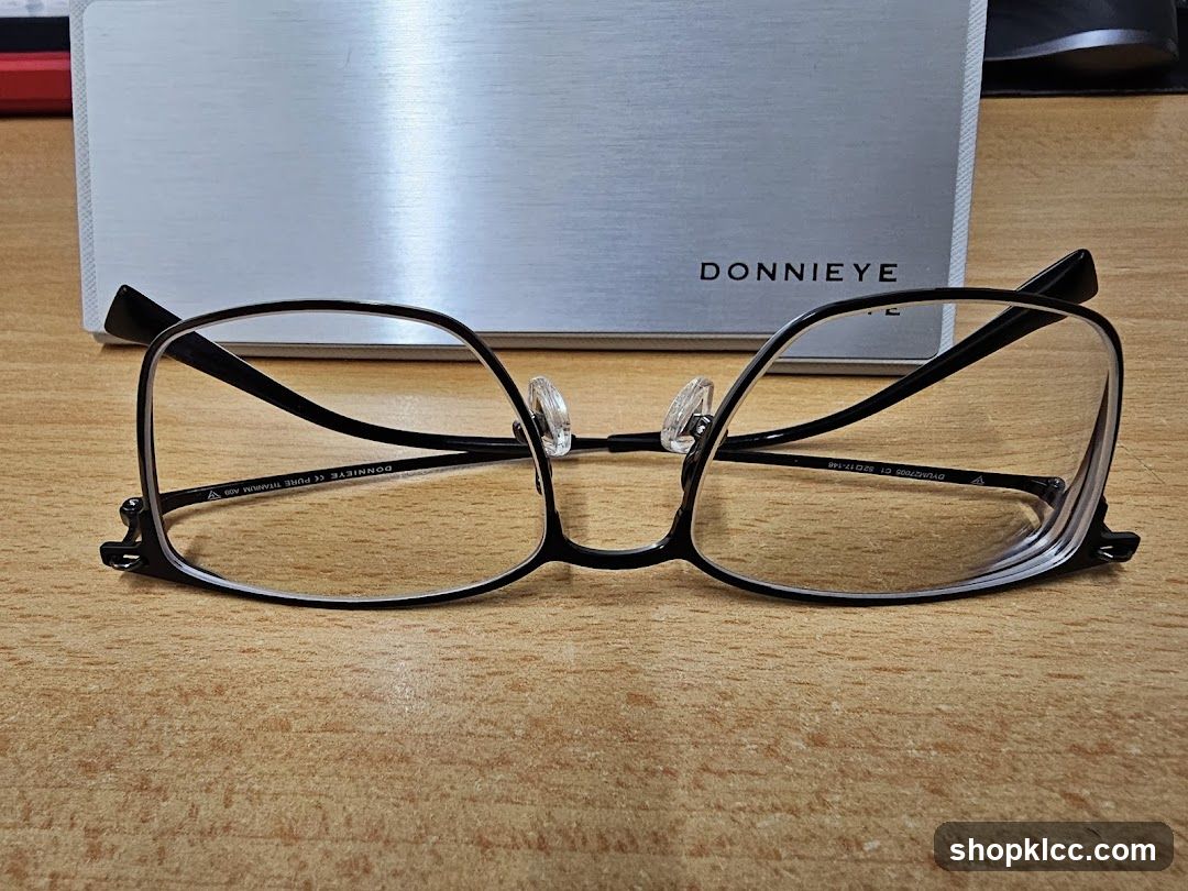 Eyeglasses
