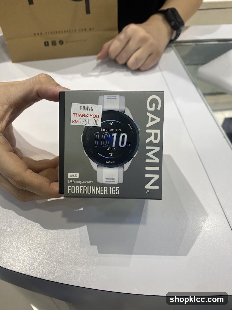 Garmin Forerunner 165 Smartwatch Box