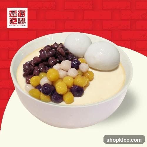 Dessert Bowl with Toppings