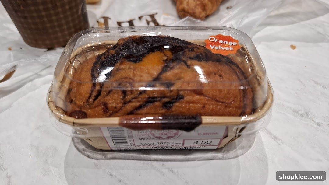 Orange Velvet Muffin