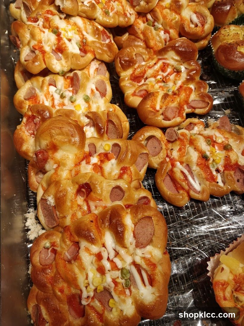 Sausage and Vegetable Buns