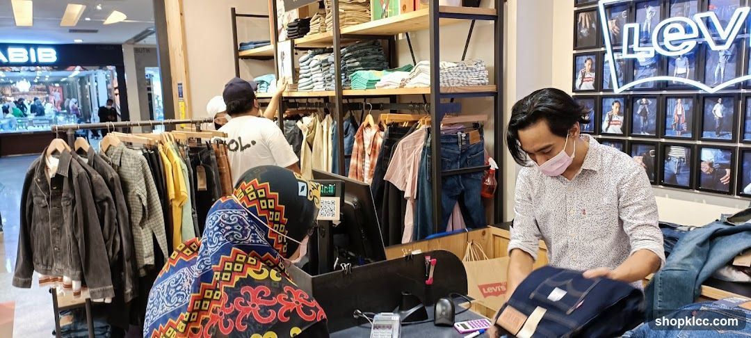 Levi's Store Interior
