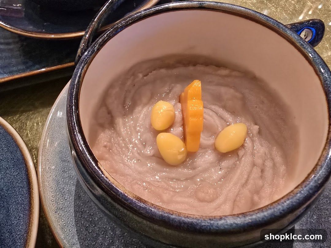 Dessert with Grains and Fruit