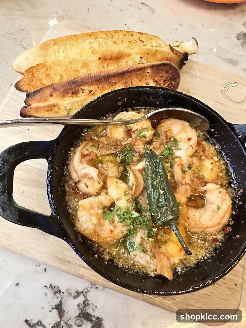 Garlic Shrimp with Bread
