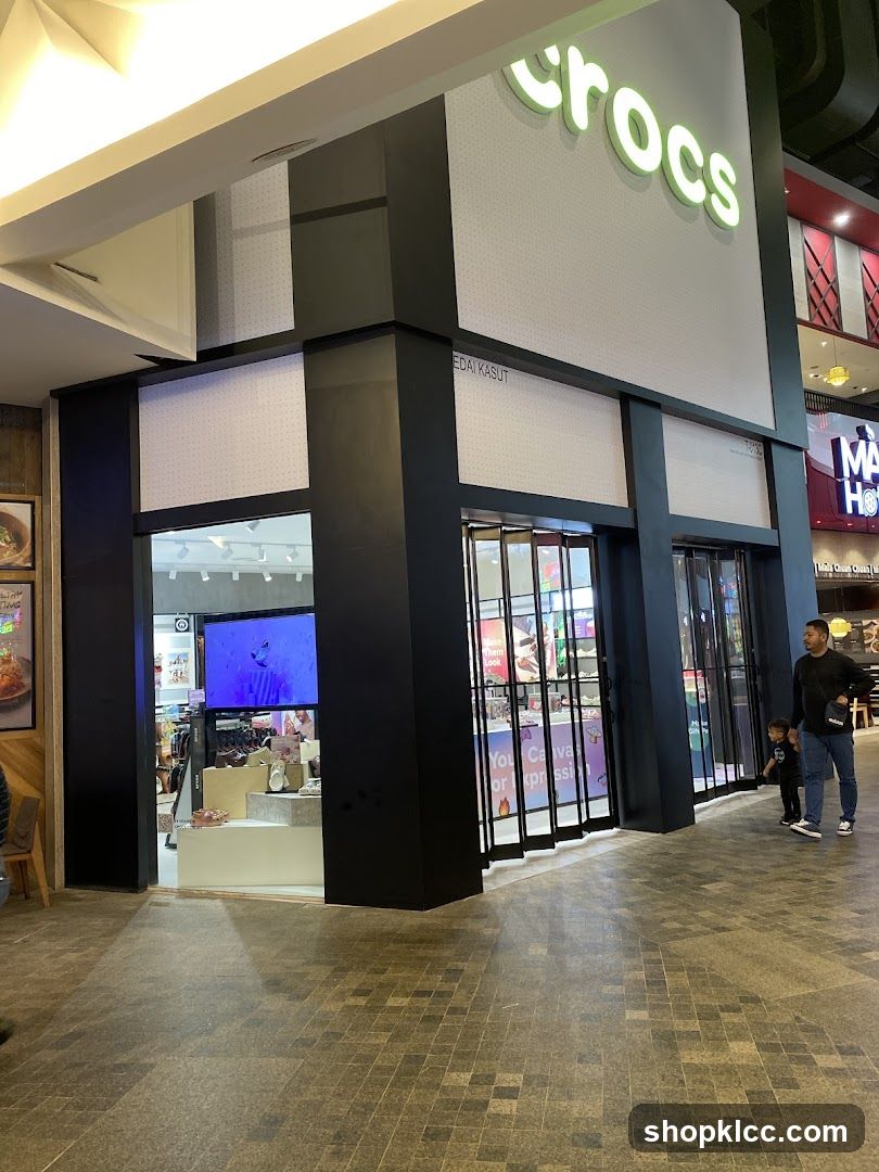 Crocs Storefront
