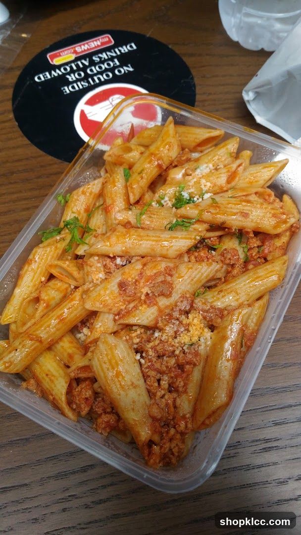 Penne Pasta with Meat Sauce