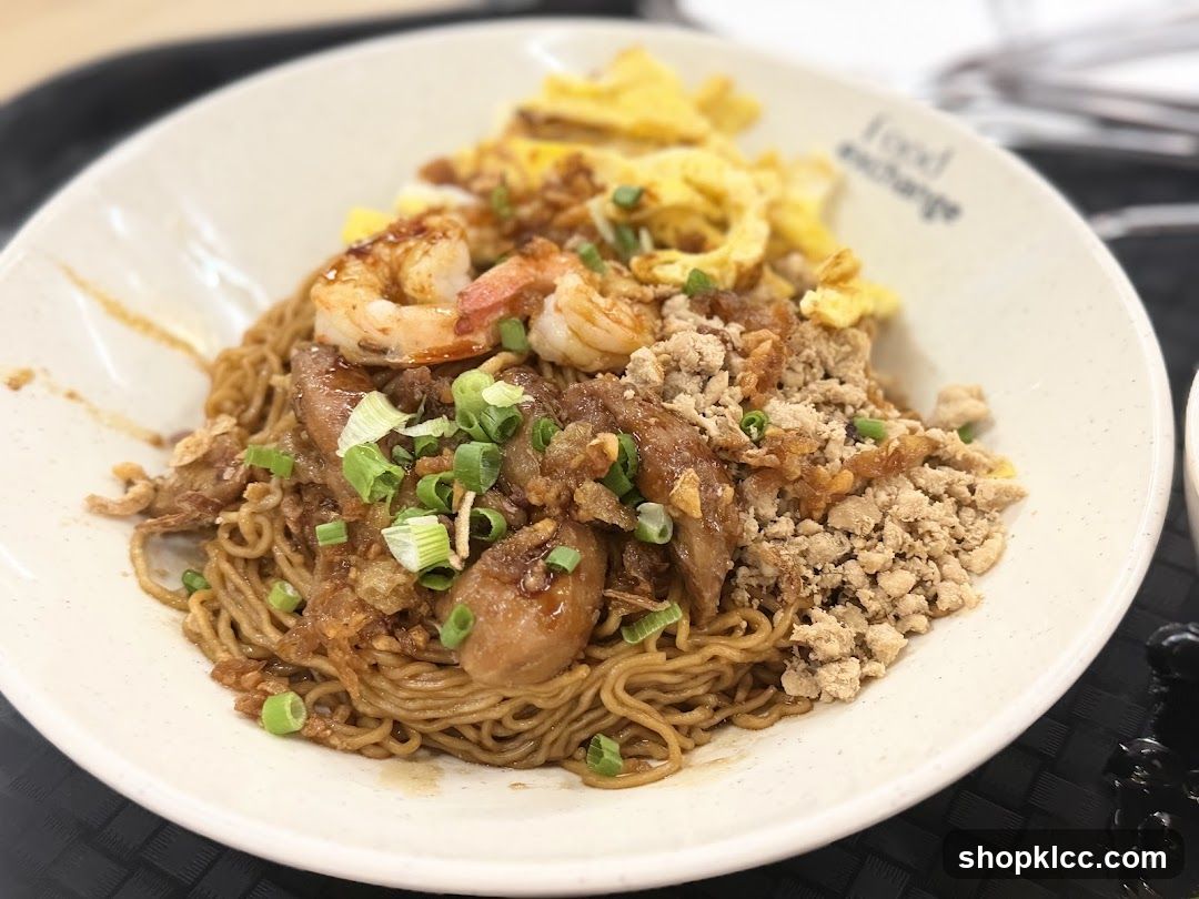 Noodles with Toppings