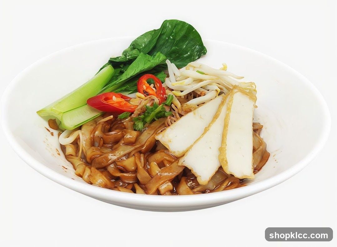Noodles with Fish Cakes and Vegetables