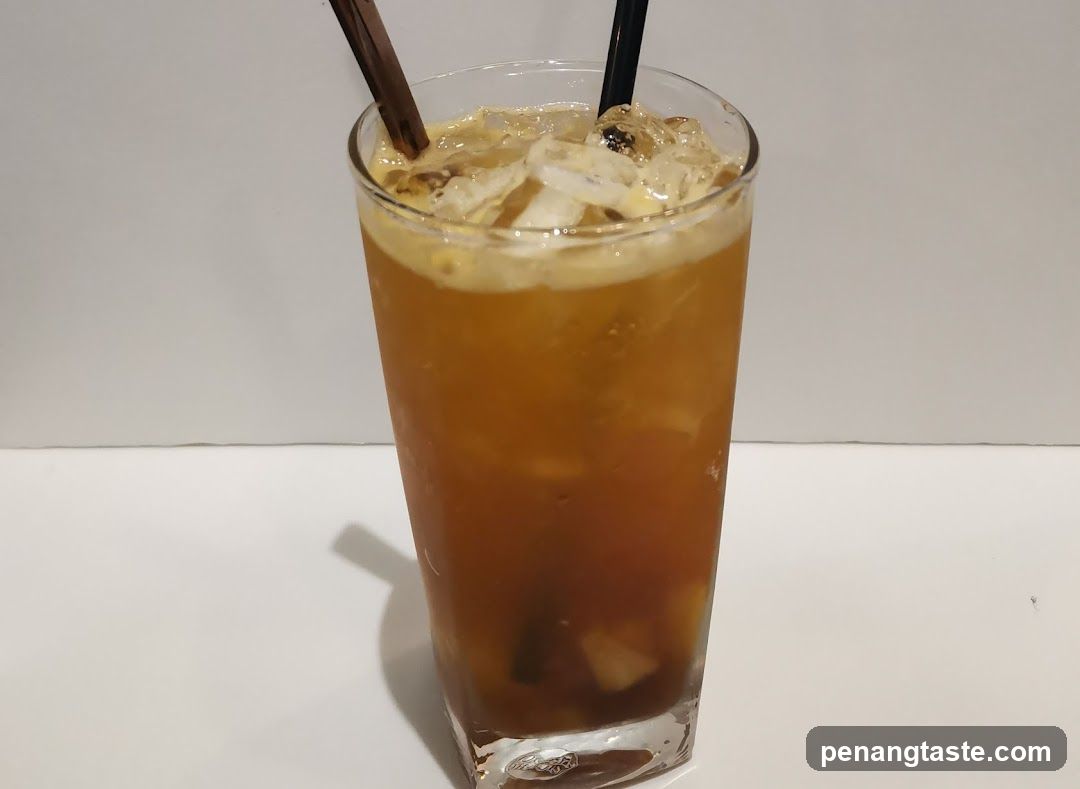 Iced Tea with Cinnamon Stick