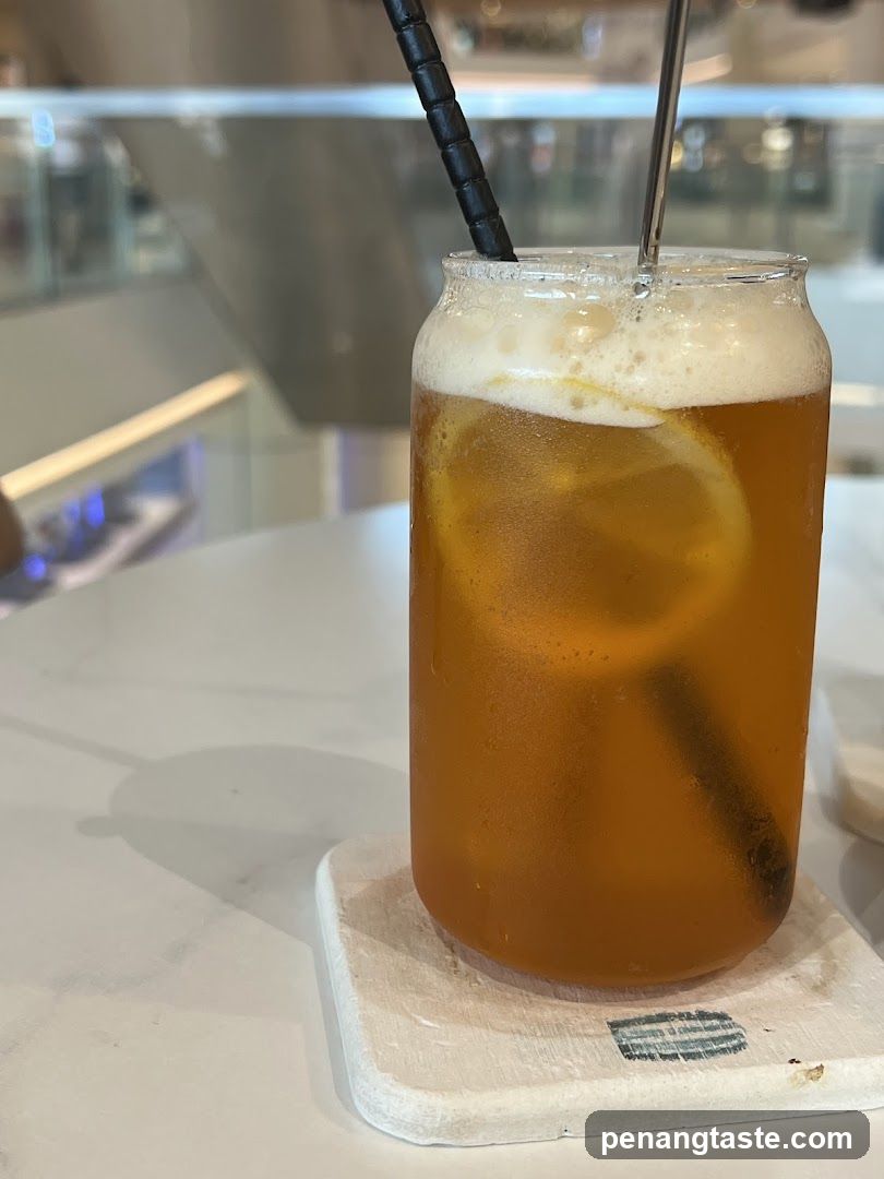 Iced Tea with Lemon