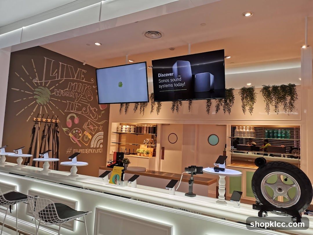 Retail Display with Sonos Advertisement