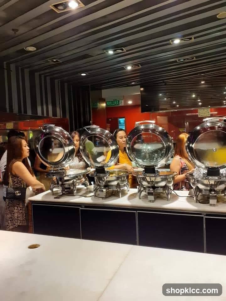 Buffet Line