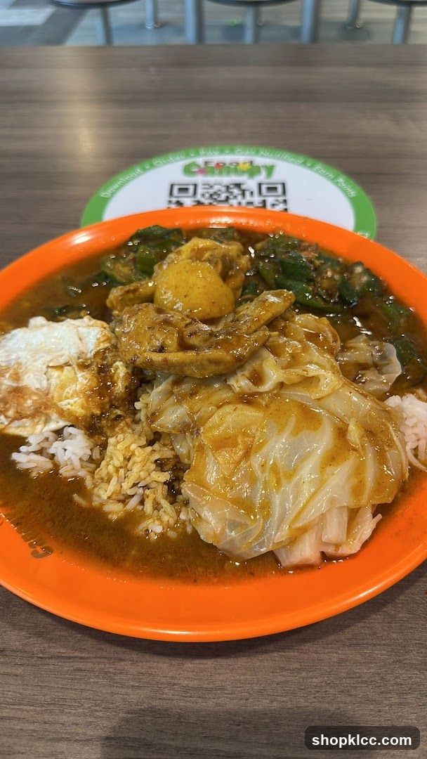 Curry Rice with Fried Egg and Cabbage