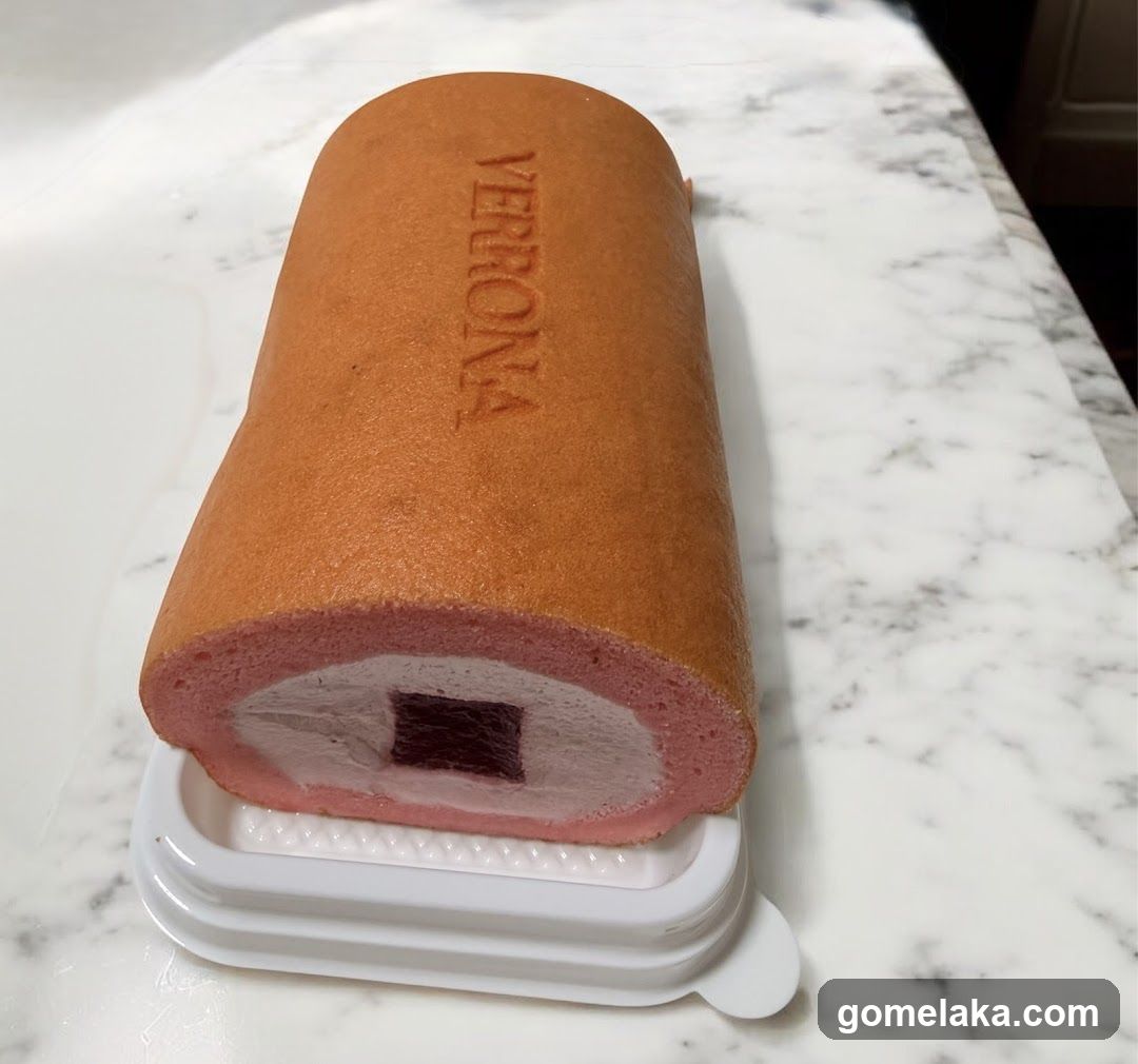 Verona Roll Cake