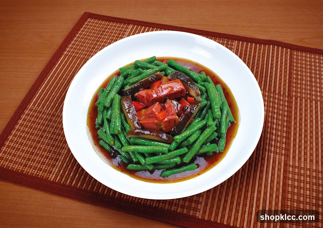 Stir-fried Green Beans with Eggplant and Red Pepper