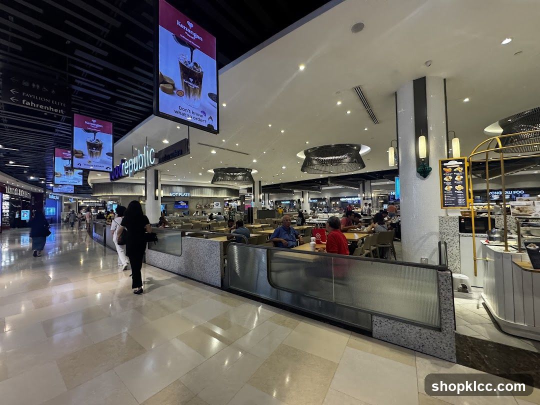 Food Court