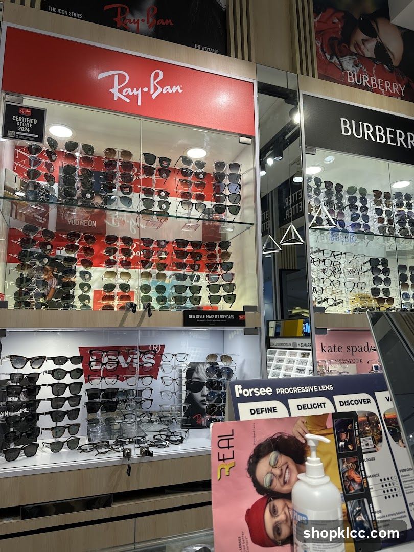 Eyewear Store Display