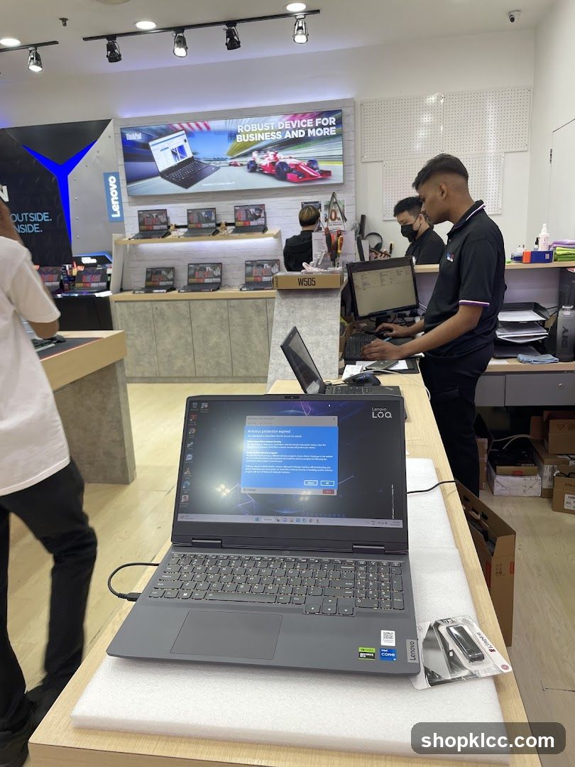 Lenovo Store Interior