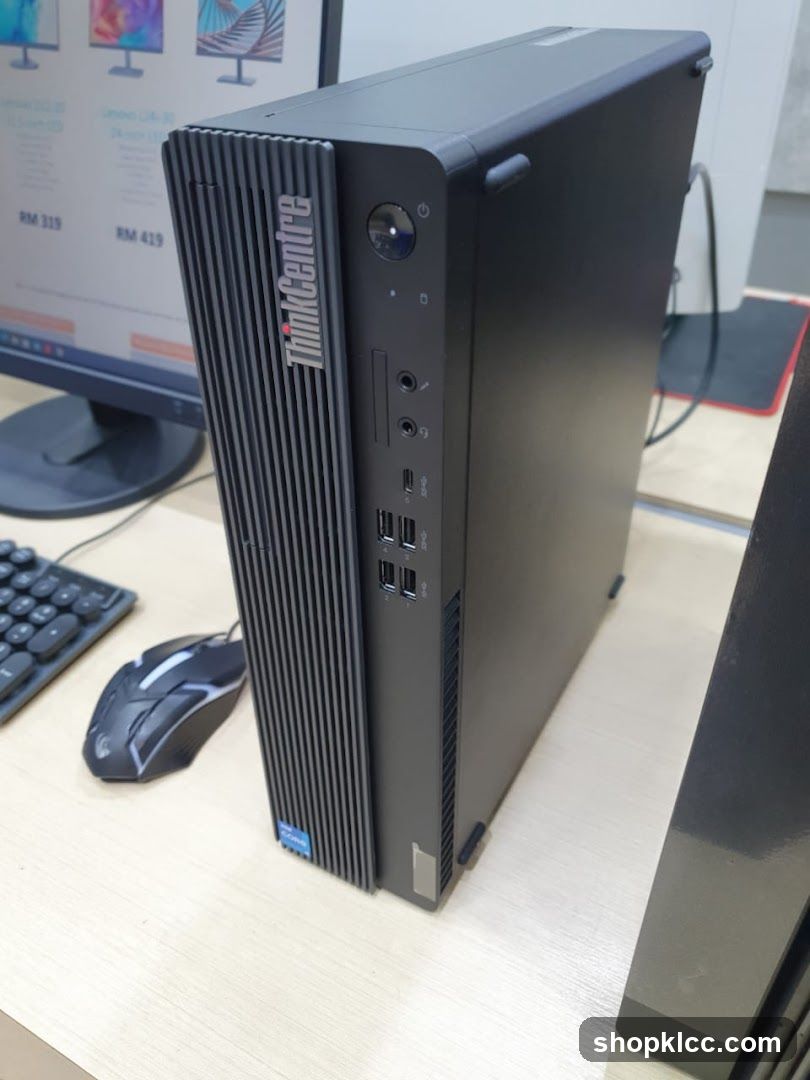 Lenovo ThinkCentre Desktop Computer