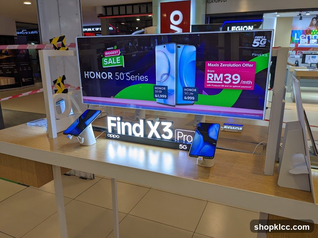 Electronics Store Display