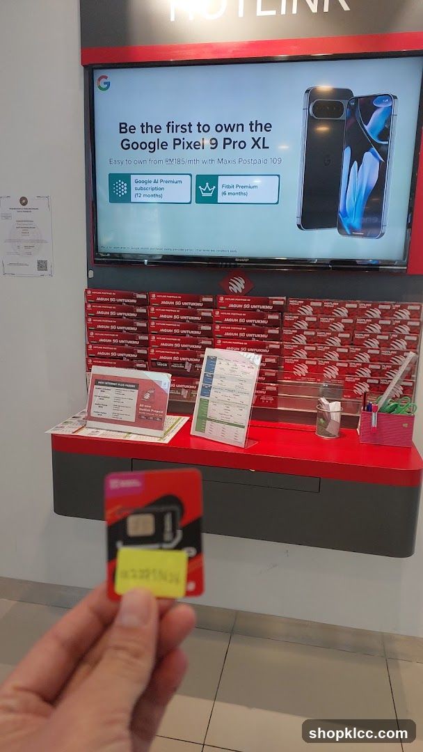 Hotlink Store Display