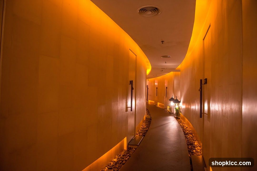 Spa Corridor