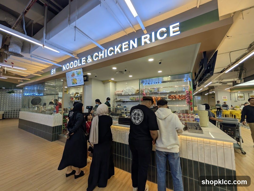 Noodle & Chicken Rice Stall