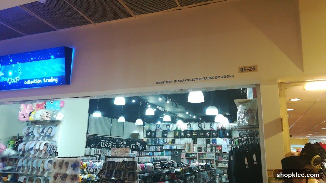 Collection Trading Store Interior