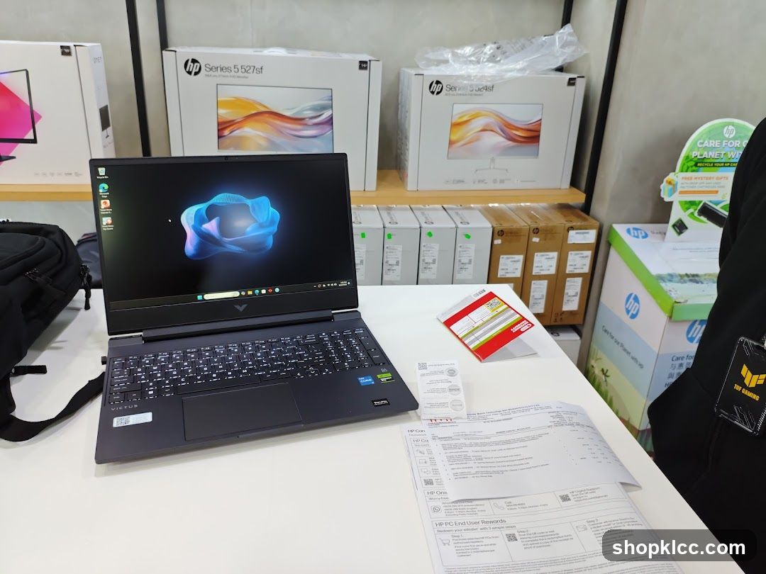 HP Laptop and Monitors Display