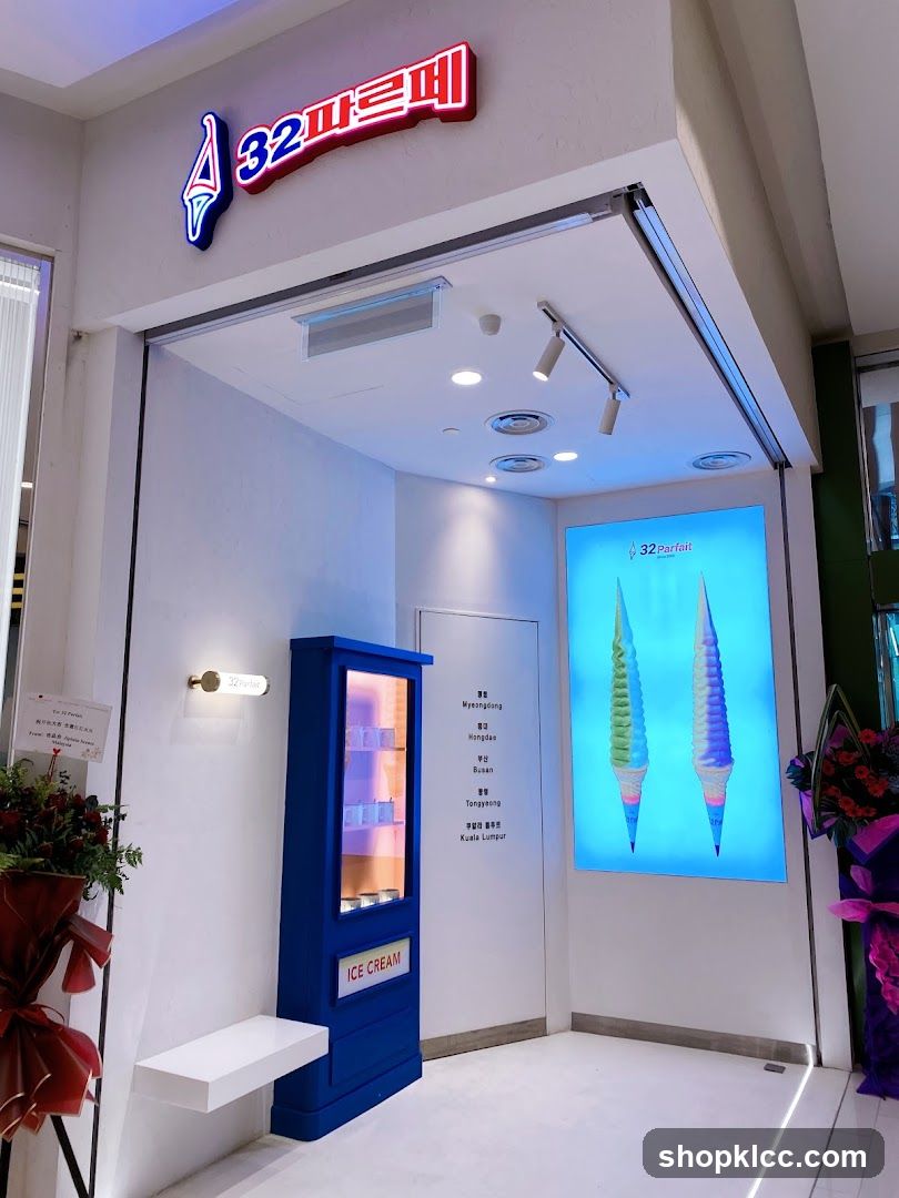 32 Parfait Ice Cream Shop