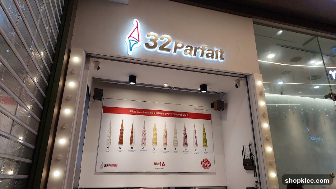 32 Parfait Storefront