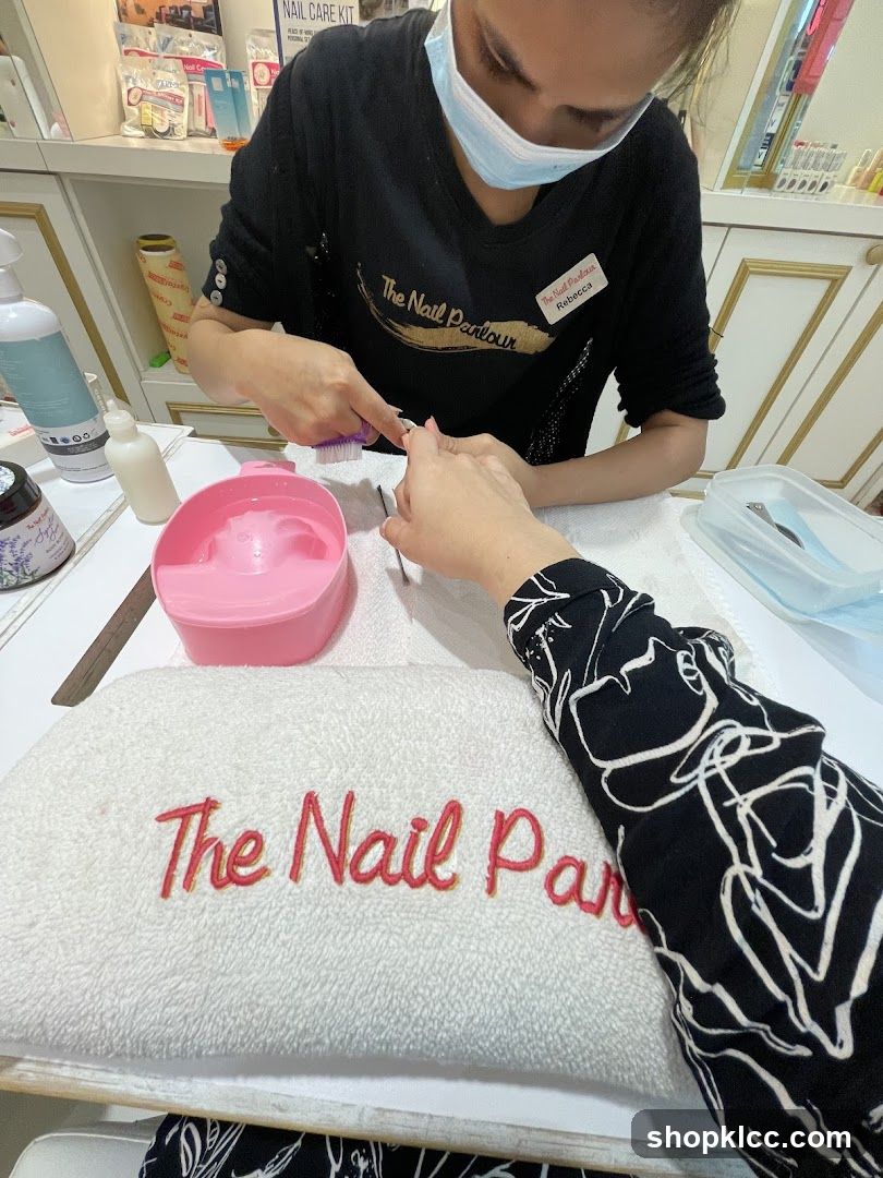 Nail Salon Service