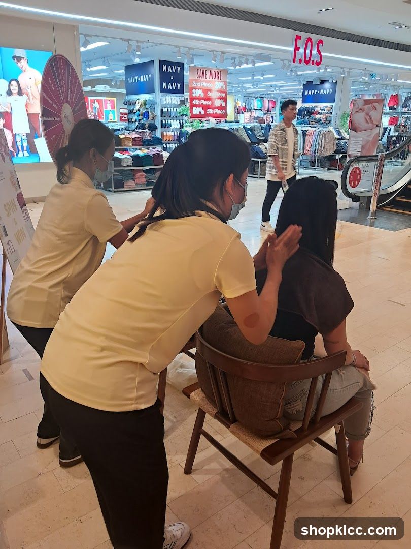 Massage service in a store
