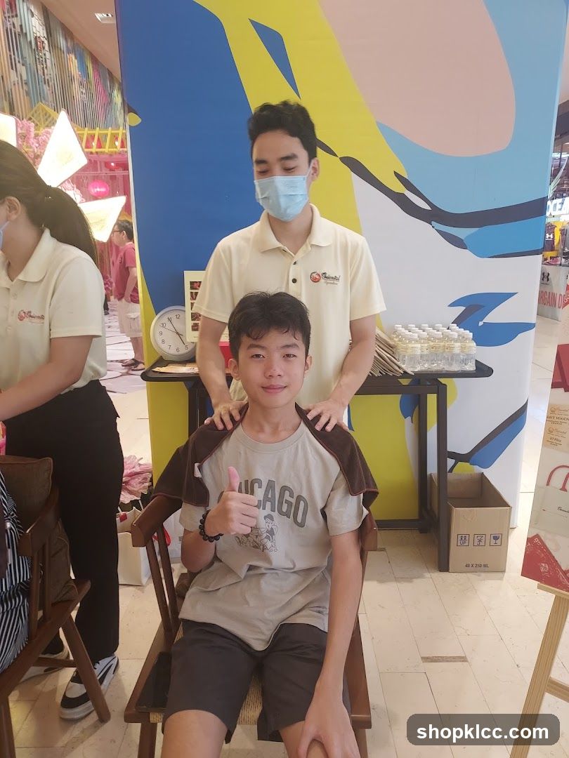 Massage demonstration