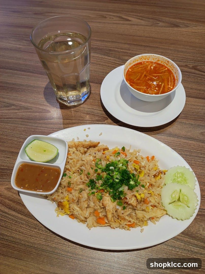 Fried Rice with Soup and Dipping Sauce