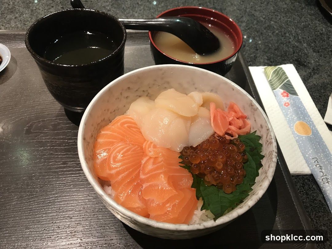 Sashimi Donburi