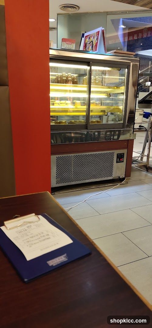 Dessert Display Case and Table Menu