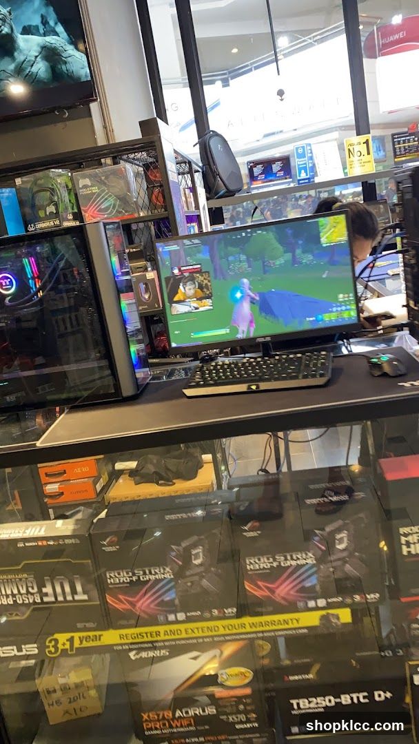 Computer Store Display