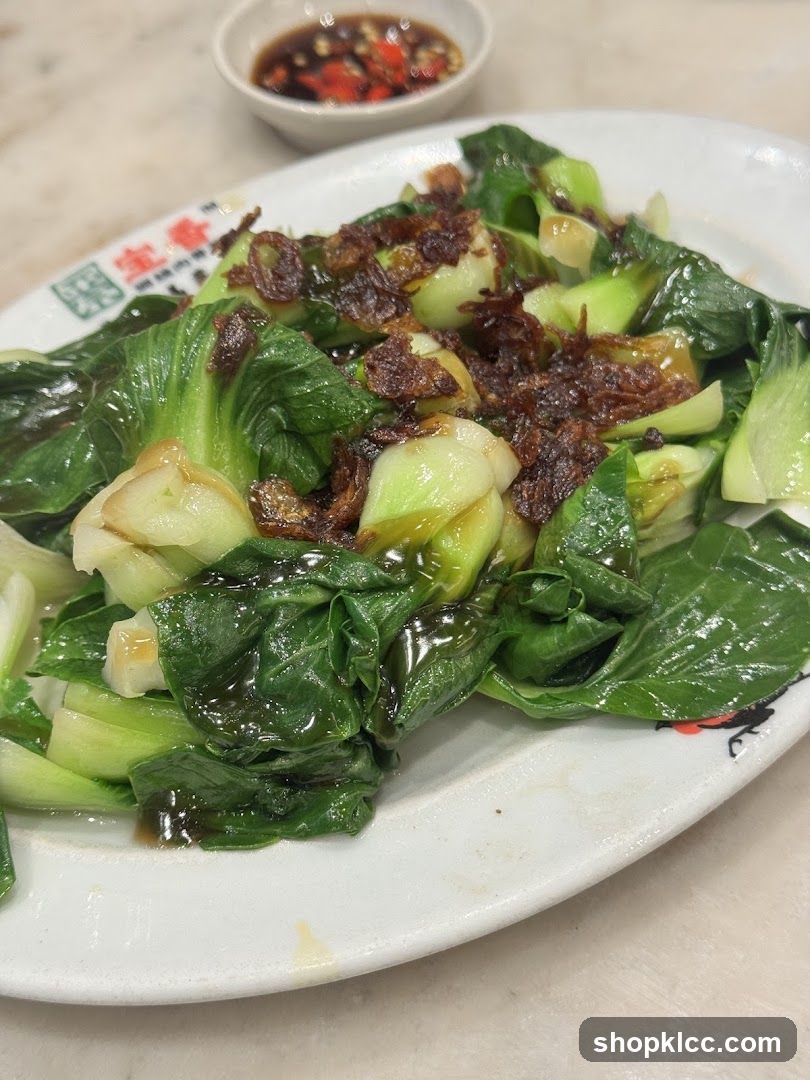 Stir-fried Bok Choy with Crispy Shallots