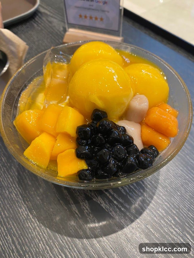 Mango shaved ice with toppings