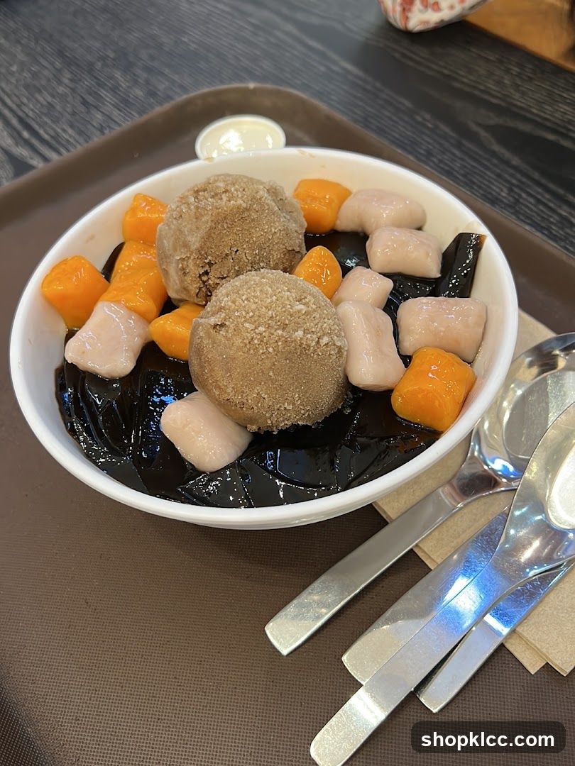 Grass Jelly Dessert with Toppings