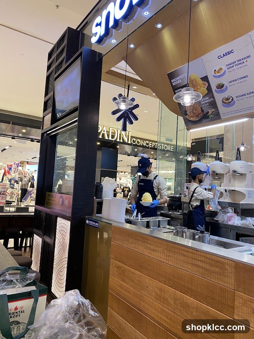 Dessert Stall in a Mall