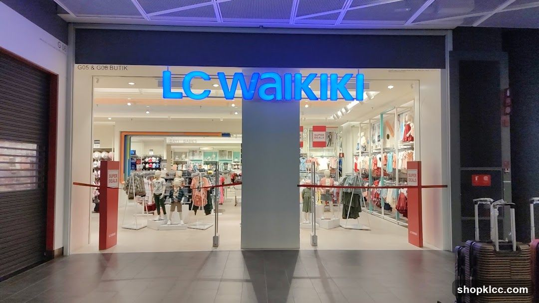 LC Waikiki Storefront