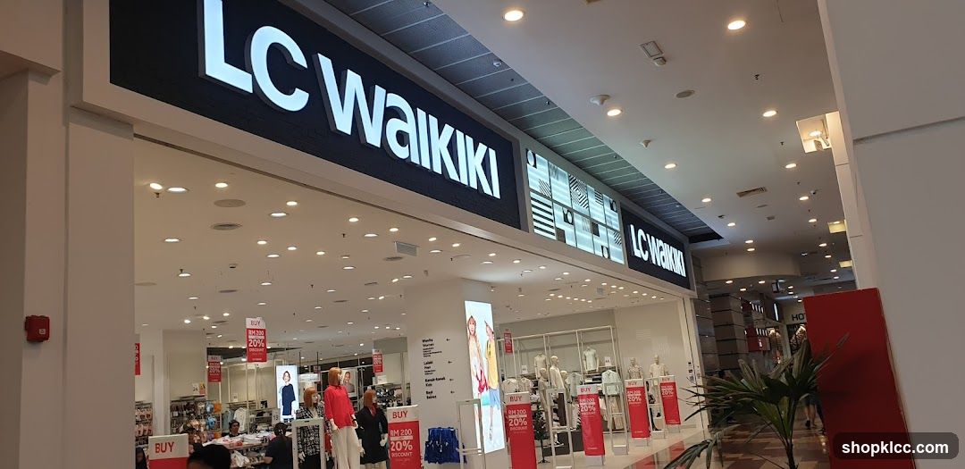LC Waikiki Storefront