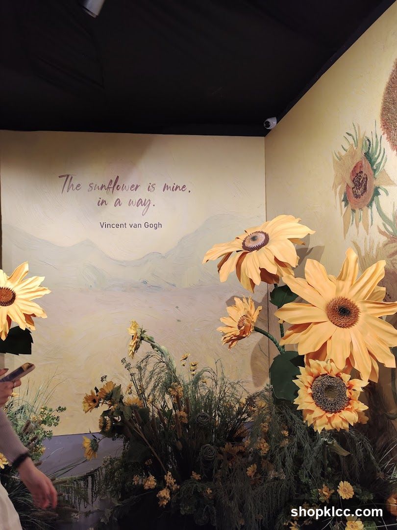 Van Gogh Inspired Sunflower Display