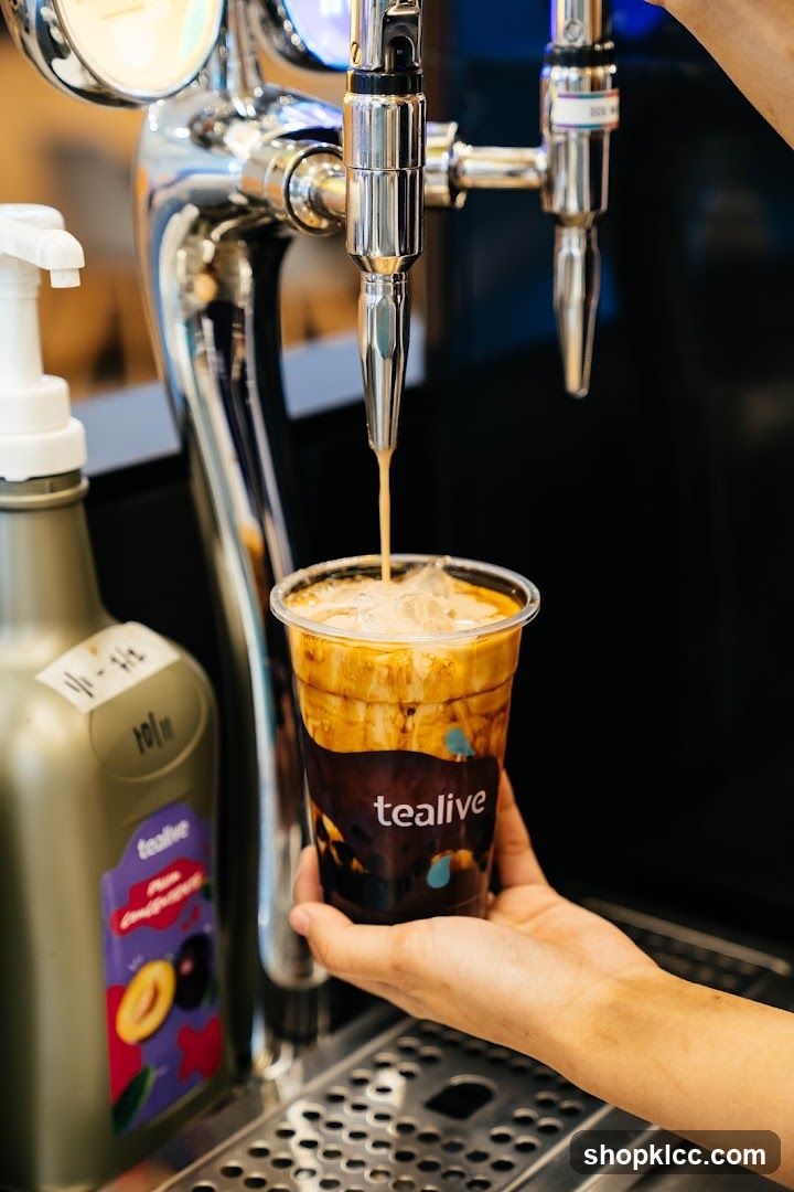 Tealive Iced Coffee Pouring