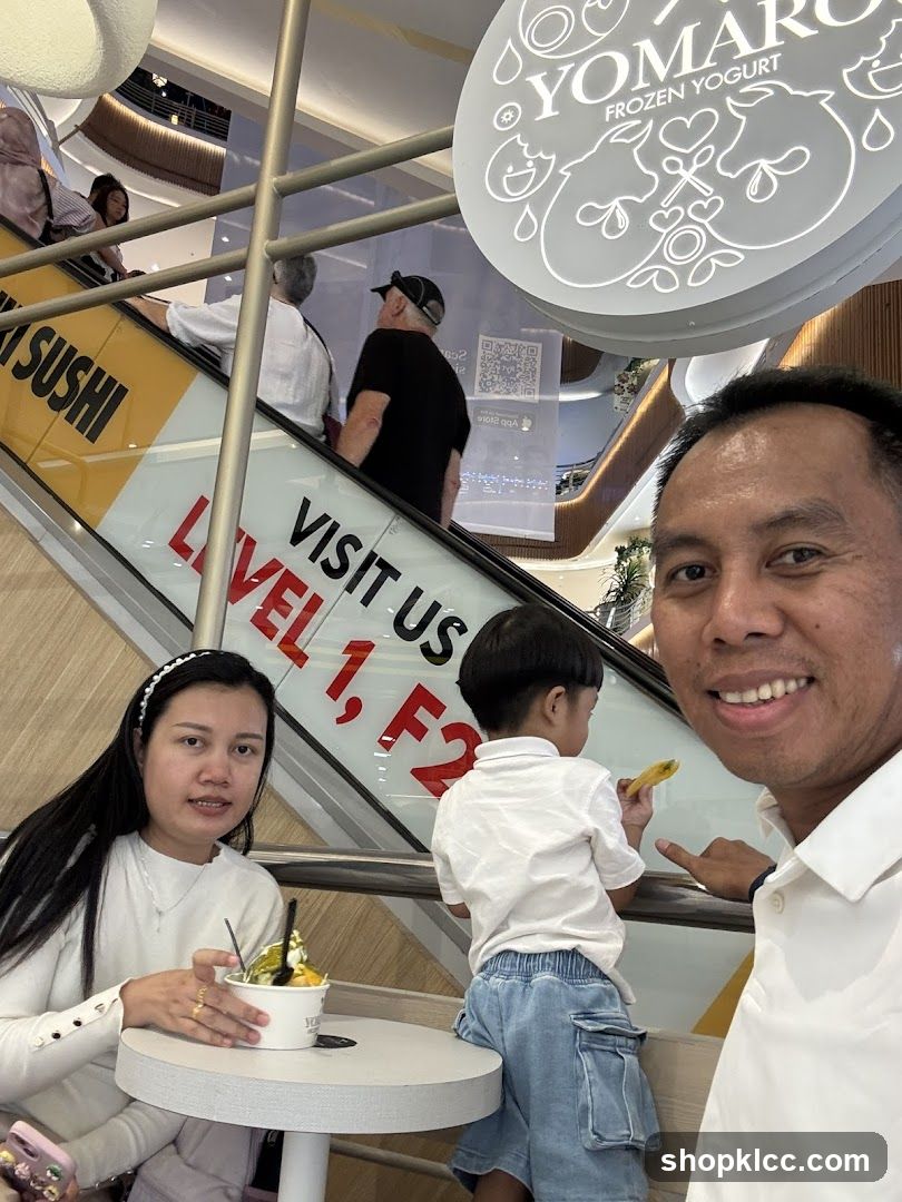 Yomaro Frozen Yogurt