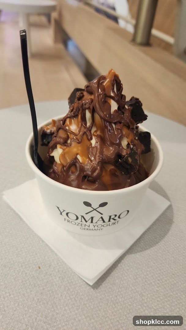 Yomaro Frozen Yogurt