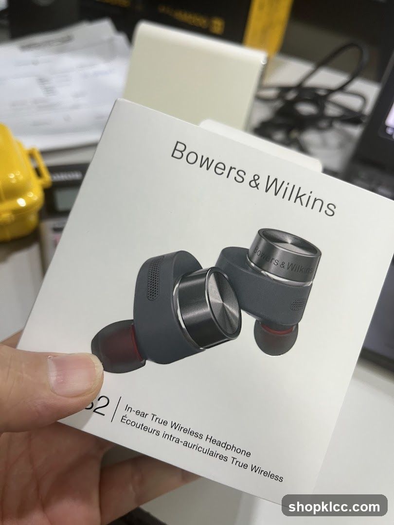 Bowers & Wilkins Earphones Box